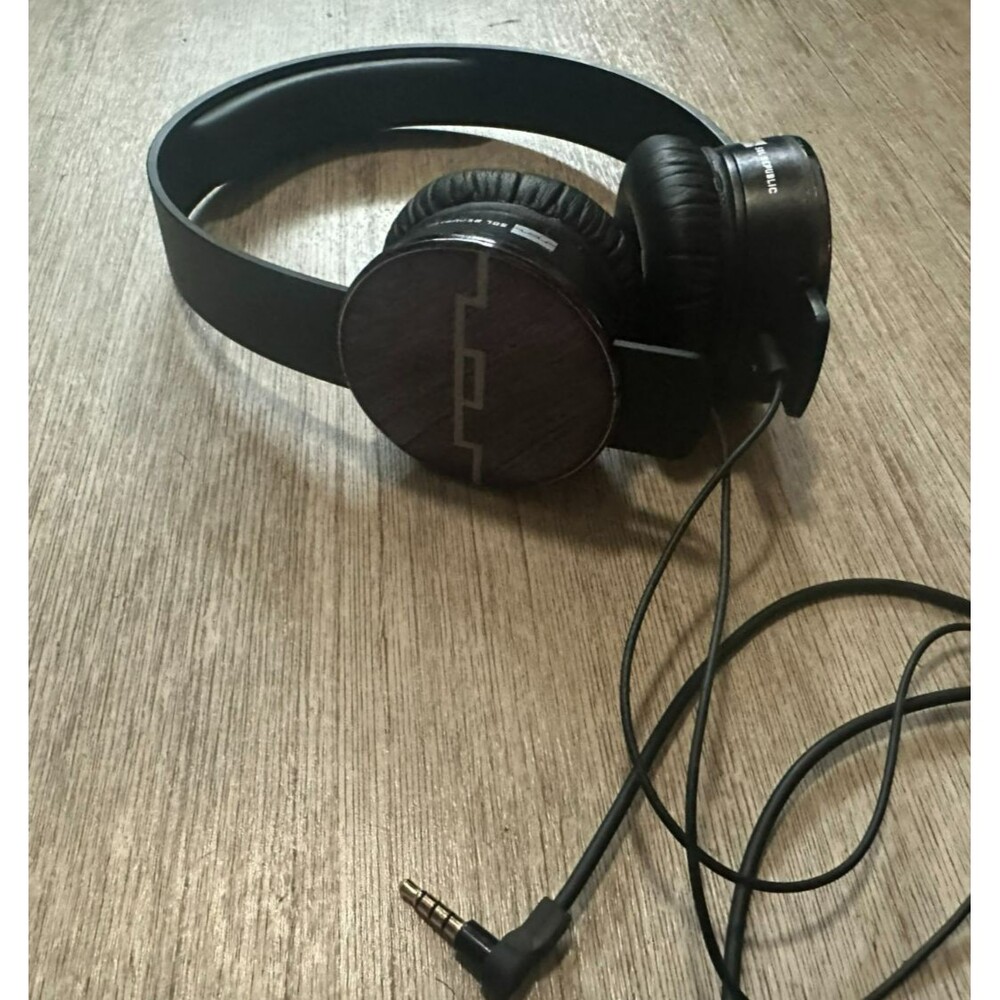 SOL REPUBLIC Tracks HD On-Ear Wired Headphones Black 1241-01 R